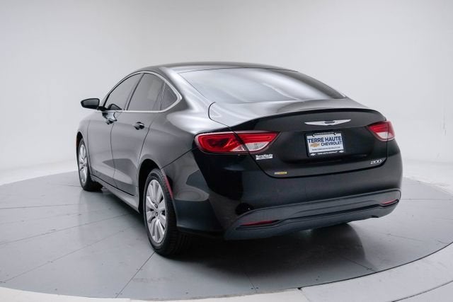 2016 Chrysler 200 LX