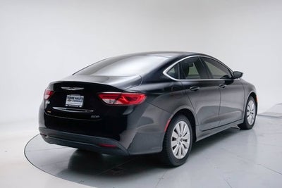2016 Chrysler 200 LX
