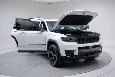 2023 Jeep Grand Cherokee L Altitude 4x4
