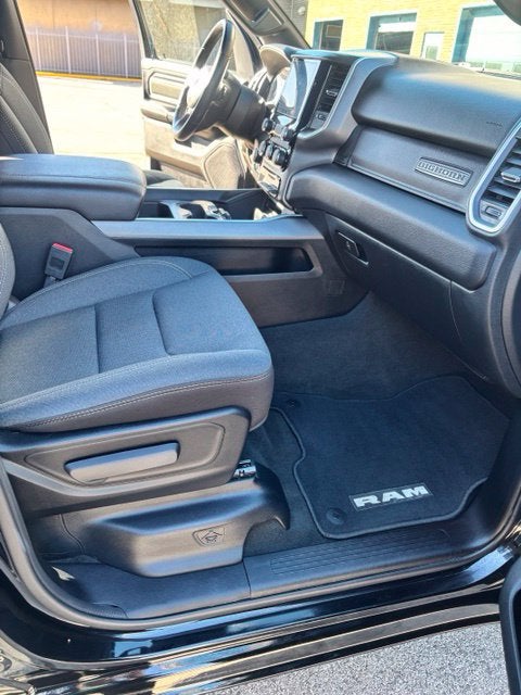 2023 RAM 1500 Big Horn Crew Cab 4x4 6'4" Box
