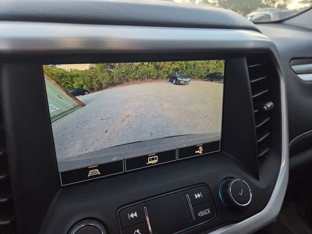 2021 GMC Acadia SLT