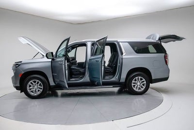 2024 Chevrolet Suburban LT