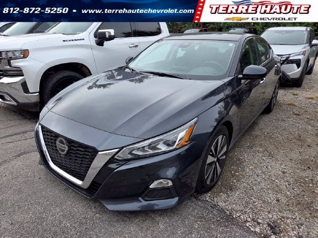 2022 Nissan Altima SV FWD