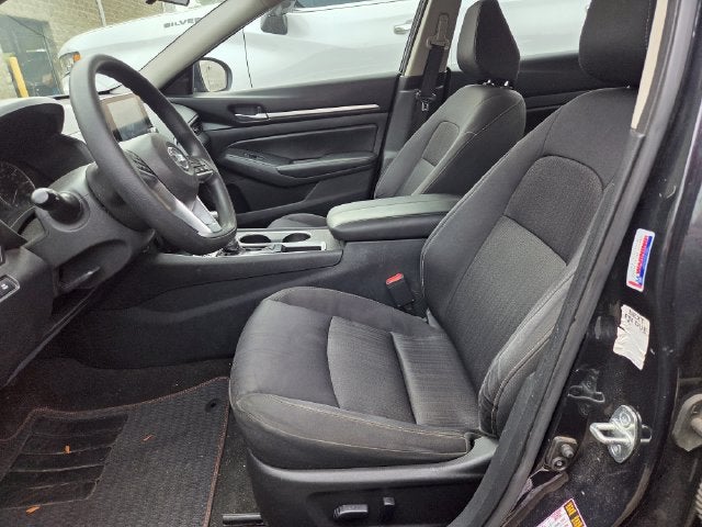 2022 Nissan Altima SV FWD