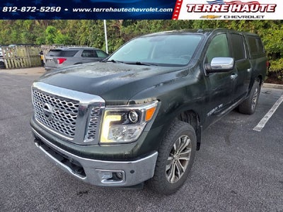 2019 Nissan TITAN SL
