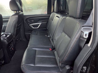 2019 Nissan TITAN SL
