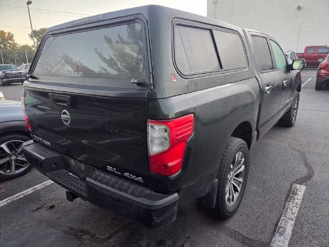 2019 Nissan TITAN SL
