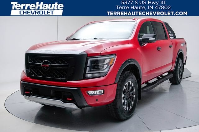 2021 Nissan TITAN Crew Cab PRO-4X 4x4
