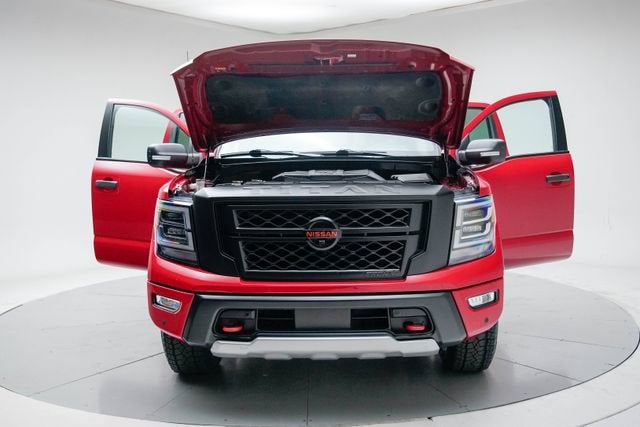 2021 Nissan TITAN Crew Cab PRO-4X 4x4