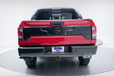 2021 Nissan TITAN Crew Cab PRO-4X 4x4
