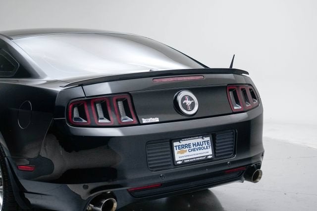 2013 Ford Mustang V6