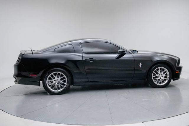 2013 Ford Mustang V6