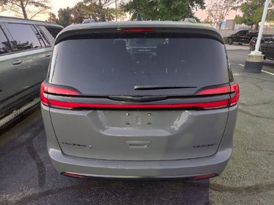 2025 Chrysler Pacifica Limited