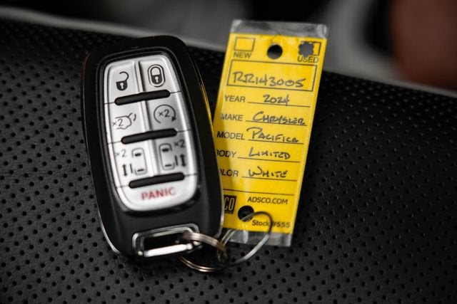 2024 Chrysler Pacifica Limited