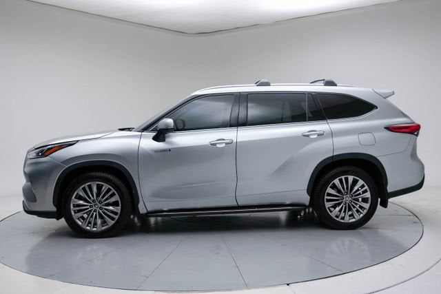 2021 Toyota Highlander Hybrid Platinum