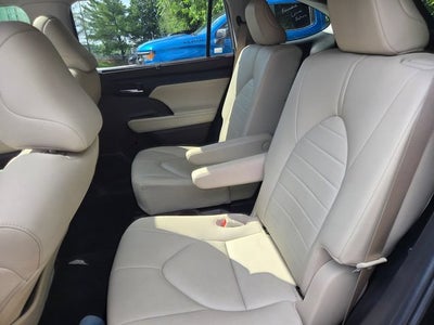 2020 Toyota Highlander XLE