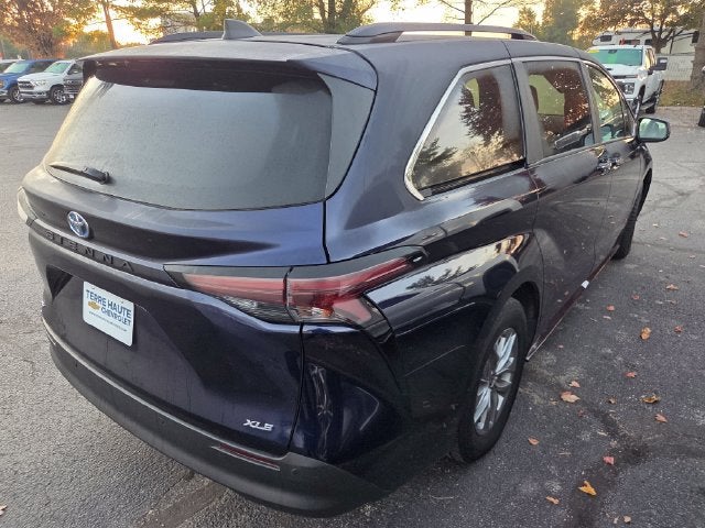 2025 Toyota Sienna XLE