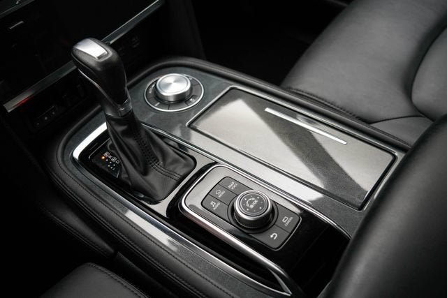 2024 Nissan Armada SV