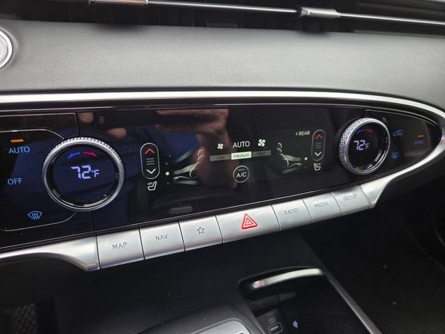 2025 Genesis GV70 2.5T