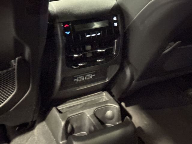 2024 Jeep Grand Cherokee L Laredo 4x4