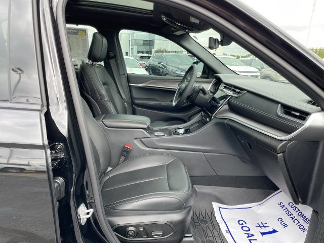 2025 Jeep Grand Cherokee L Limited 4x4
