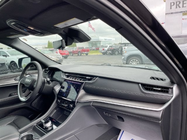 2025 Jeep Grand Cherokee L Limited 4x4