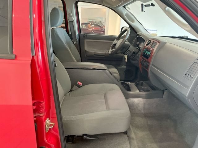2005 Dodge Dakota SLT