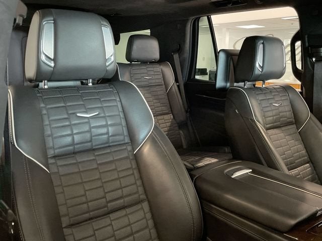 2023 Cadillac Escalade 4WD Sport Platinum