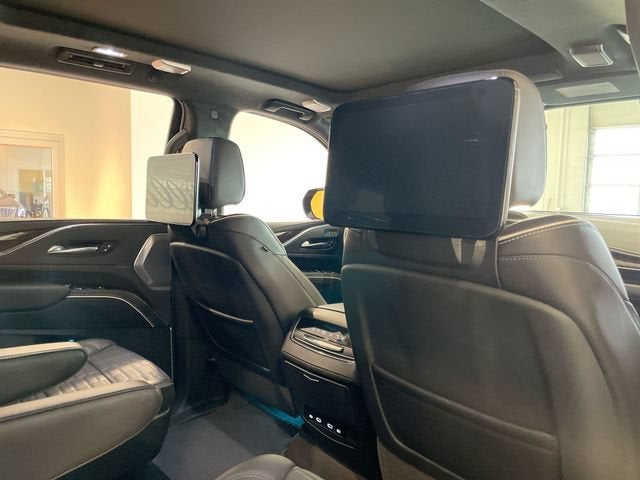 2023 Cadillac Escalade 4WD Sport Platinum