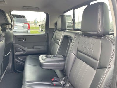 2024 Nissan Frontier SL