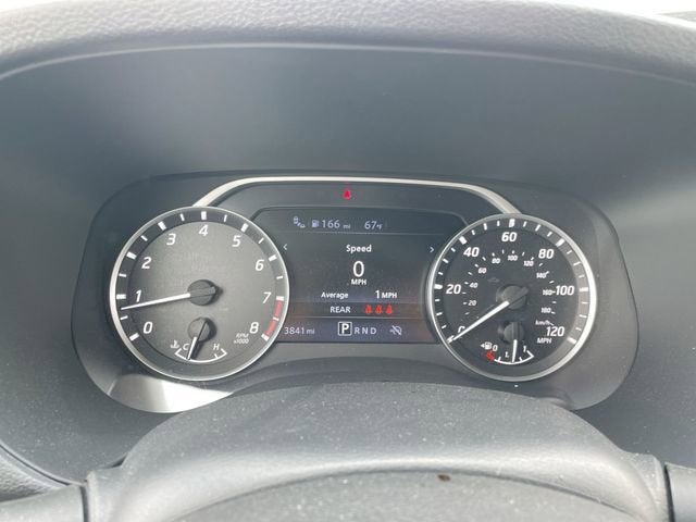 2024 Nissan Frontier SL