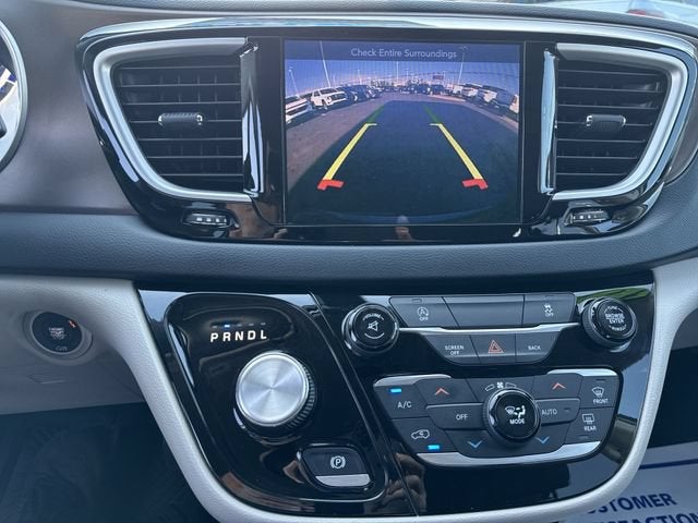 2017 Chrysler Pacifica Touring Plus