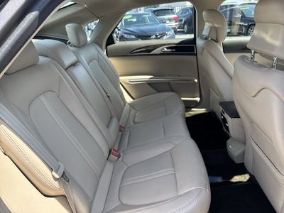 2016 Lincoln MKZ Base