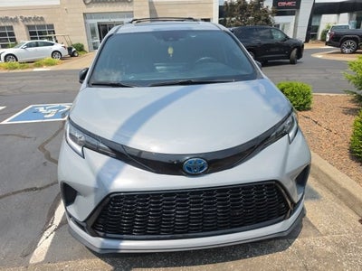 2025 Toyota Sienna XSE