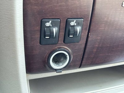 2012 Toyota Sienna XLE V6 8 Passenger