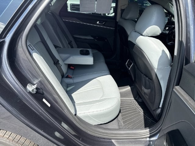 2022 Kia K5 EX