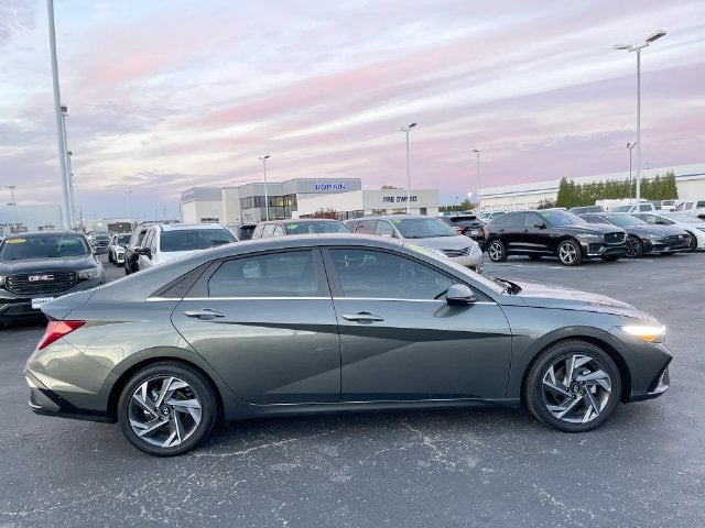 2025 Hyundai Elantra Limited
