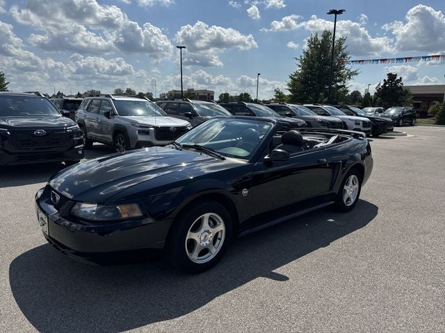 2004 Ford Mustang V6 Deluxe