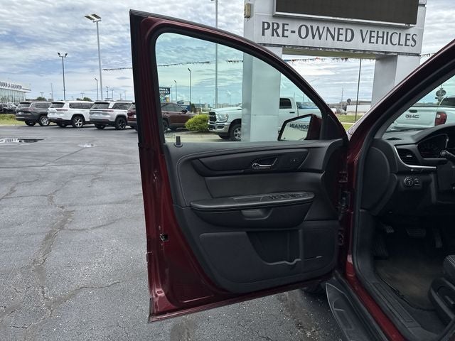 2017 Chevrolet Traverse 2LT 2LT