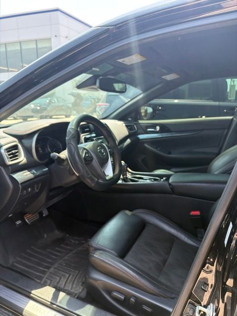 2020 Nissan Maxima SR