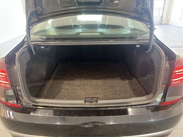 2017 Volkswagen Passat 1.8T SE w/Technology
