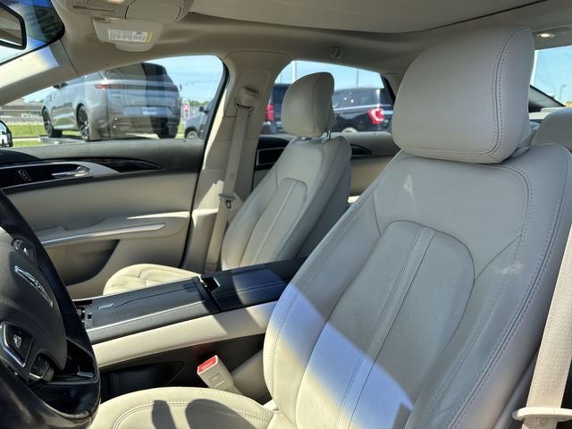 2016 Lincoln MKZ Base
