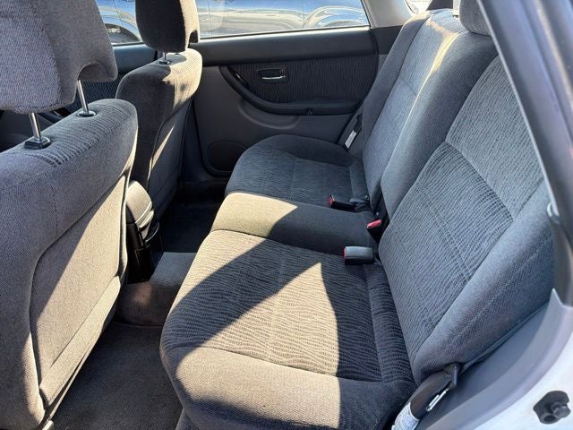 2000 Subaru Outback 2.5 Base