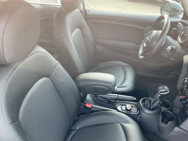 2017 MINI Cooper Base