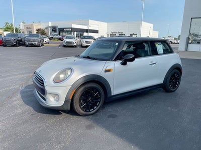 2017 MINI Cooper Base