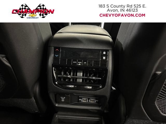 2025 Jeep Grand Cherokee L Laredo X 4x4