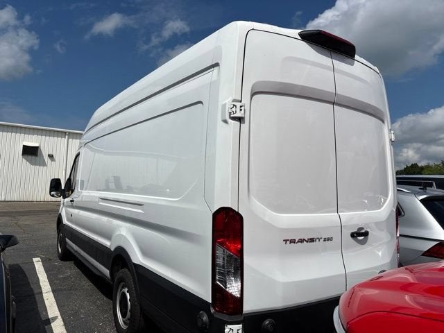2025 Ford Transit Cargo Van Base