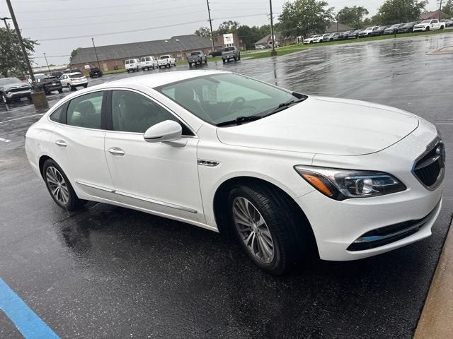 2017 Buick LaCrosse Essence