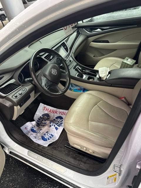 2017 Buick LaCrosse Essence