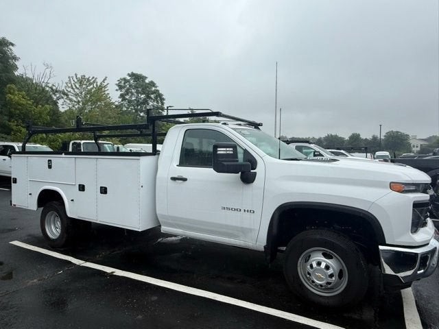 2025 Chevrolet Silverado 3500 HD Chassis Cab Work Truck